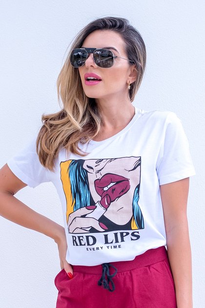 Camiseta Feminina Hiatto Red Lips