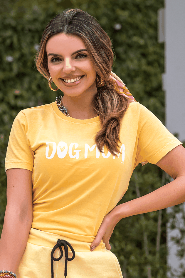 02f0125 camiseta feminina estonada dog mom hiatto amarela 3