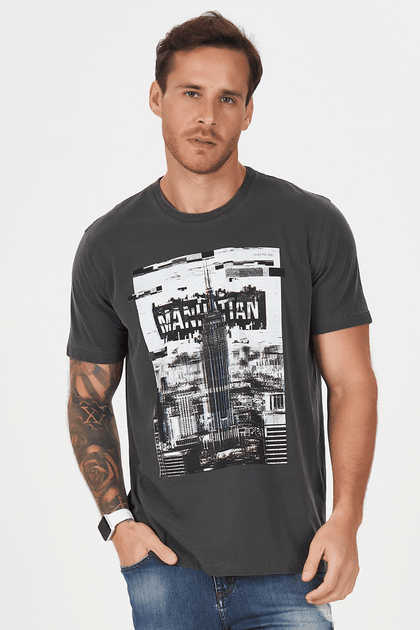 Camiseta Masculina Estonada Manhattan