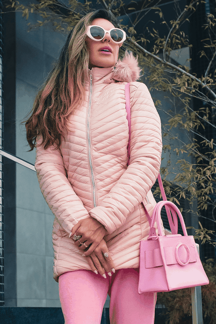 12f0010 casaco feminino nylon com capuz peluciado hiatto rosa 1